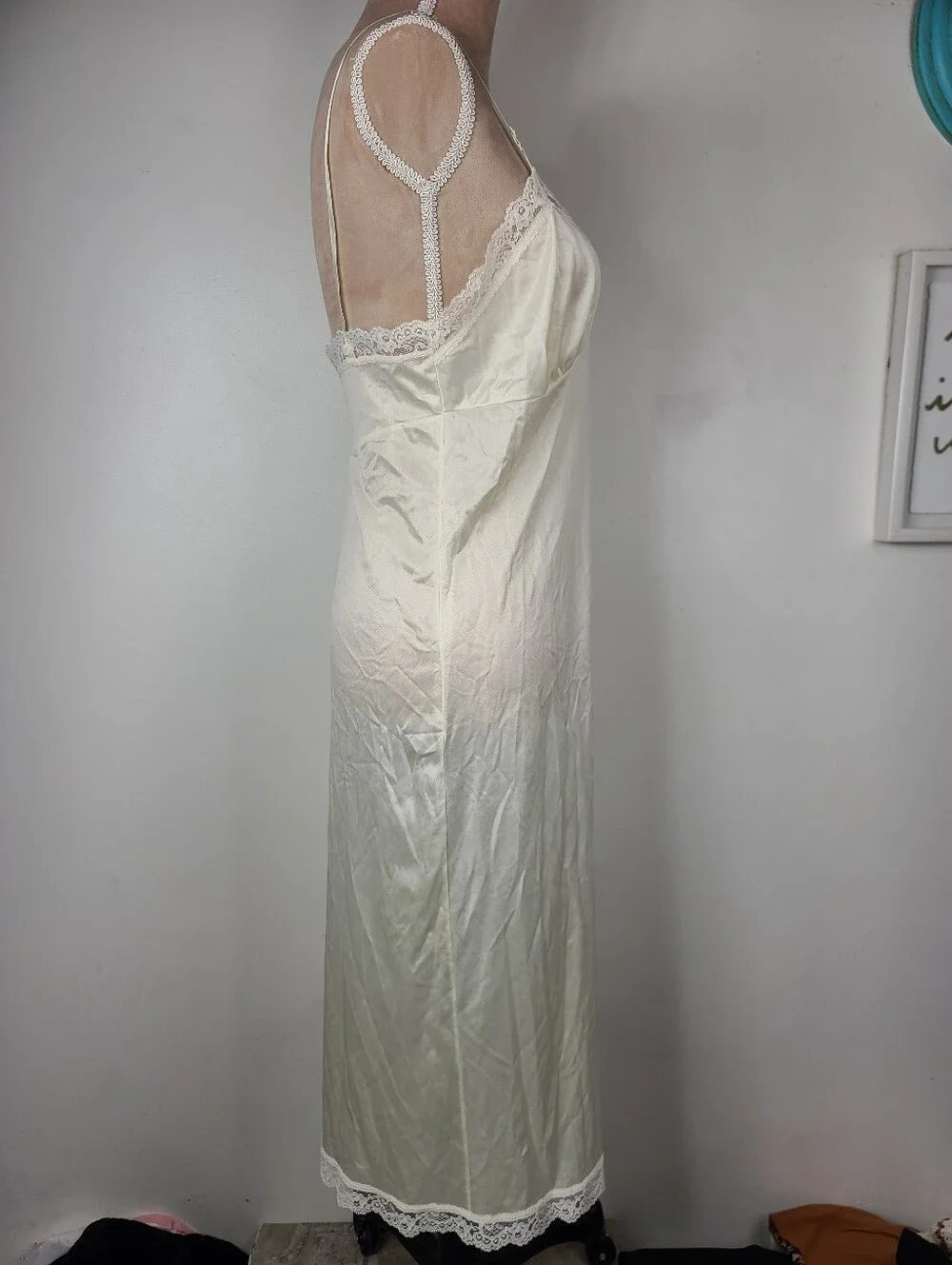 Vintage Deena Ivory Cream Nylon Lace Trim Full Slip Retro Lingerie 34 Style 2090 - Picture 3 of 16